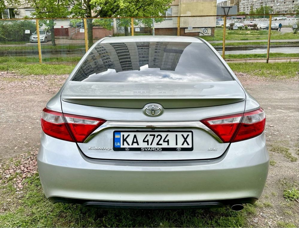 Оренда авто Toyota Camry 2015