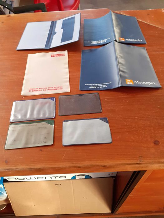 Carteiras para cartões e cheques