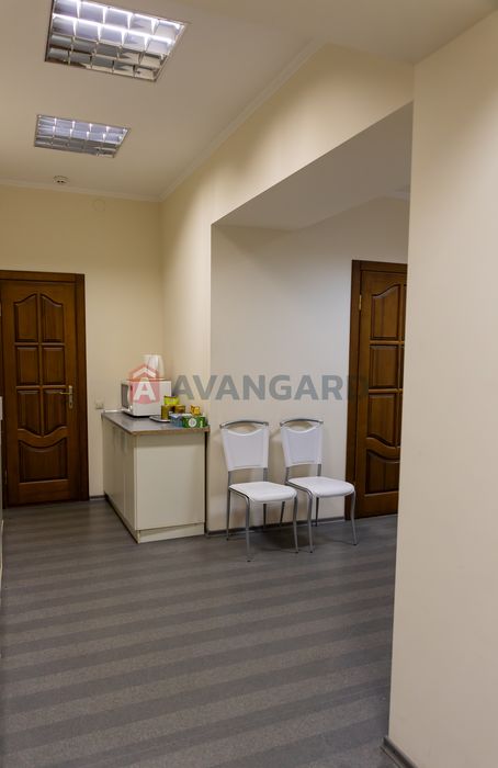 Продаж офісне приміщення 127 кв Центральний район міста