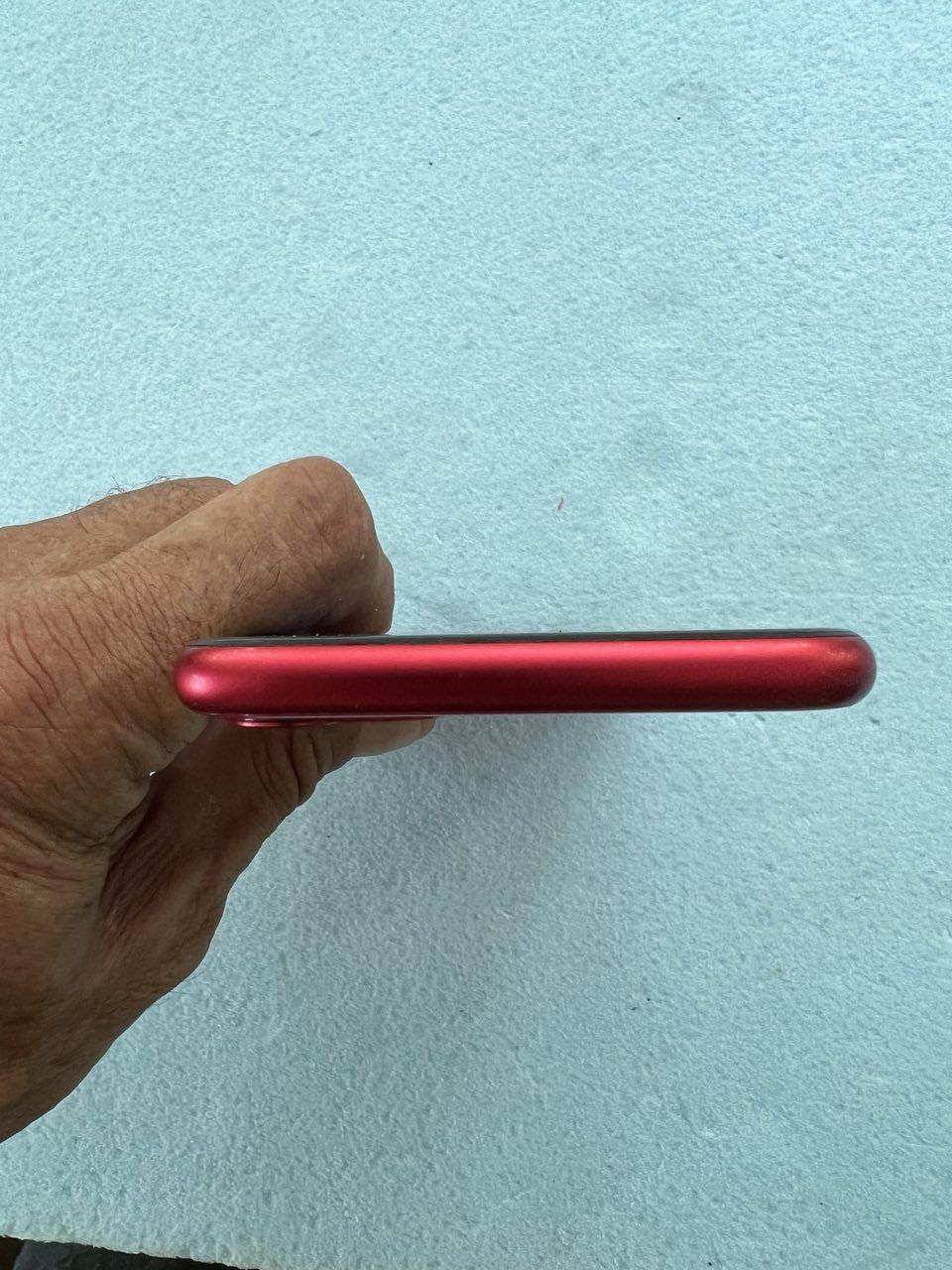 iPhone 11 64gb red царапины