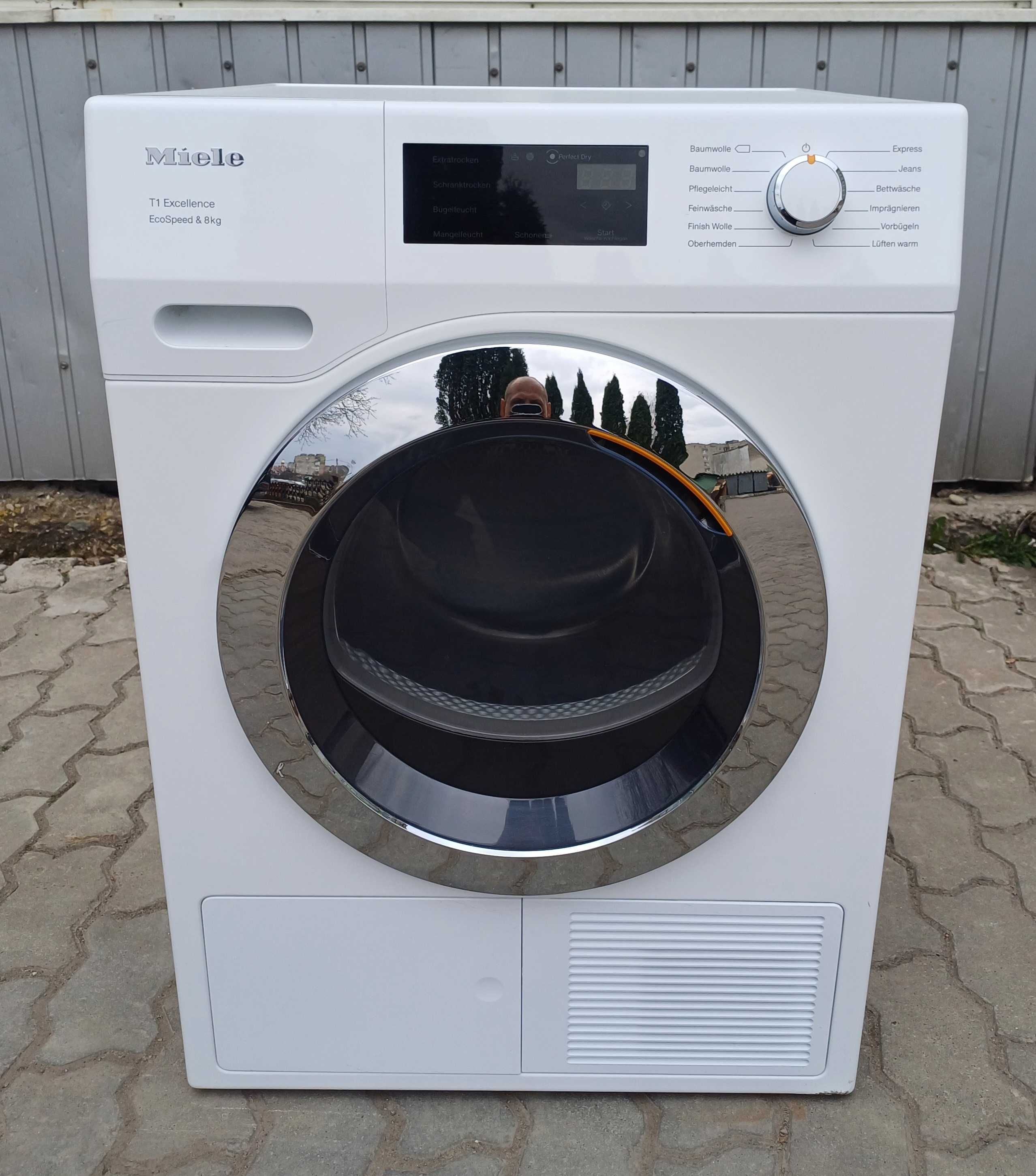 Сушильна машина з тепловим насосом 8 кг А+++ Міле Miele TEF 765 WP