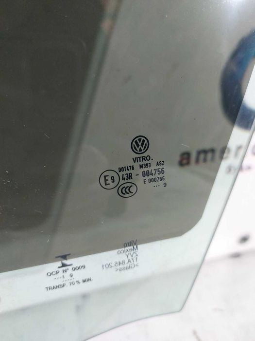 Volkswagen Jetta MK7 19- Стекло двери переднее левое / Фольксваген