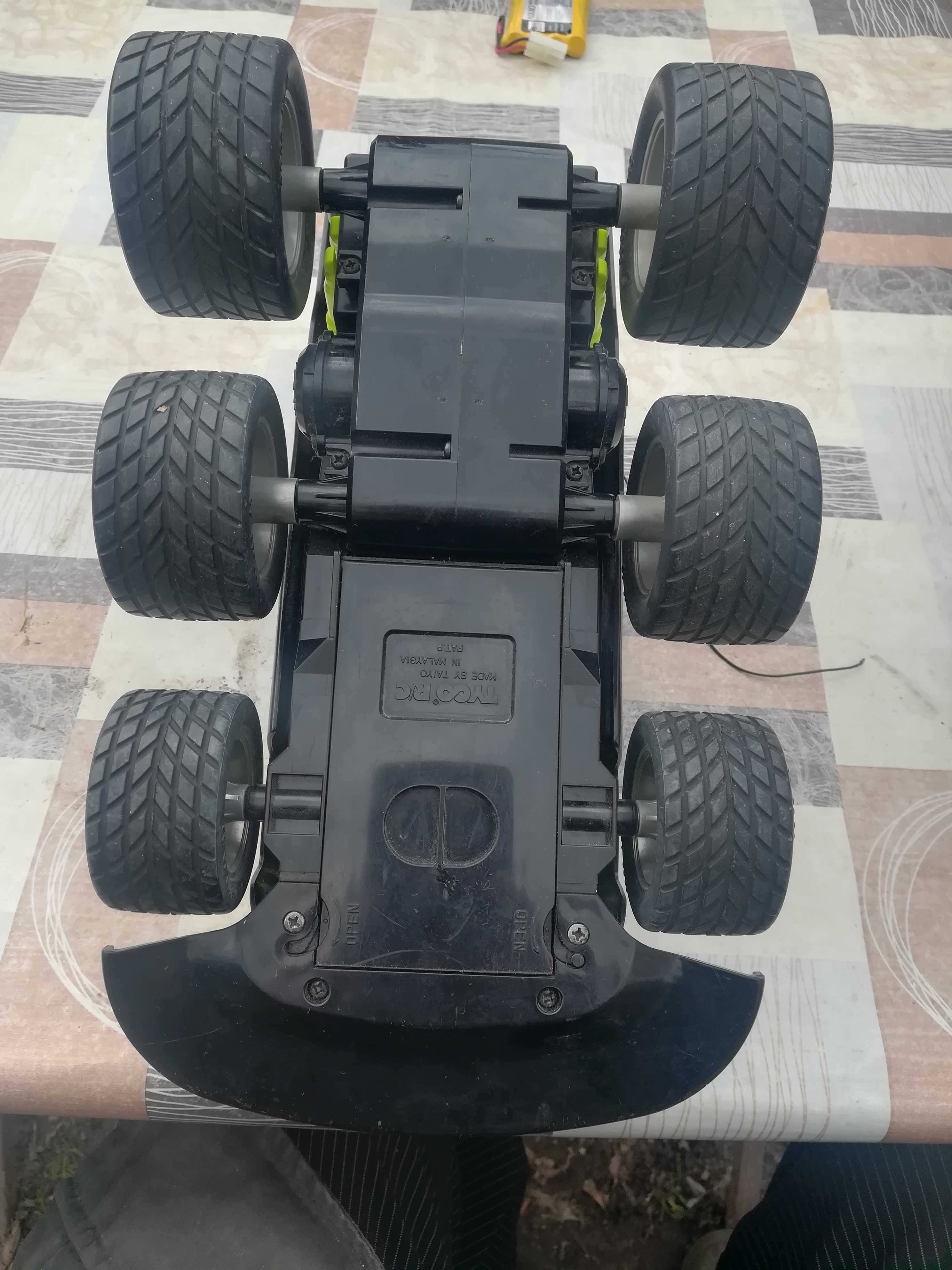 Продаю винтажную радиоуправляемую машину Джип " TYGO RAMPAGE 6x6-9,6v