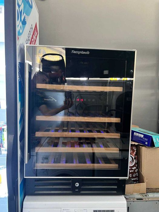 Винна шафа Temptech #07155