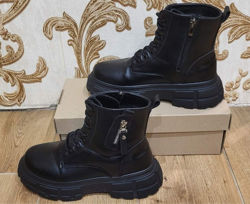 Ботинки зимние 39 размер