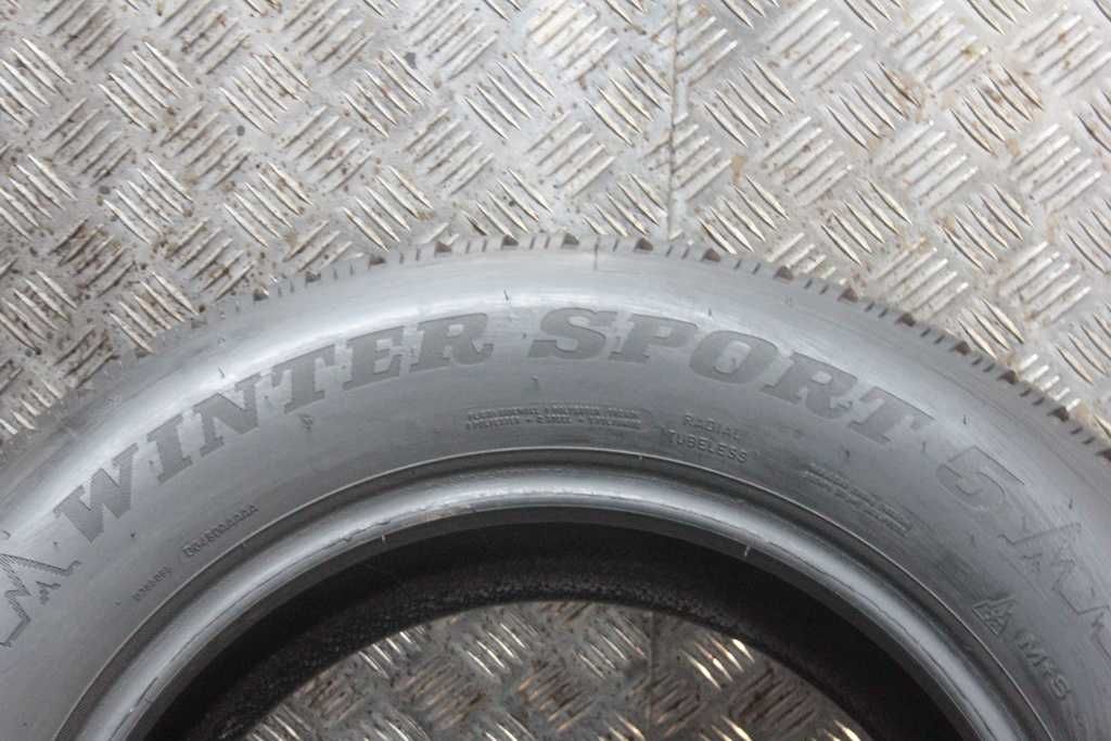 215/65/16 Dunlop Wintre Sport 5 215/65 R16 98H