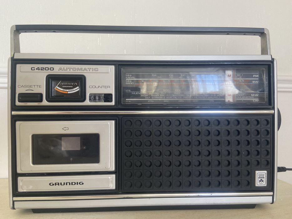 Магнітола GRUNDIG C4200 Automatic