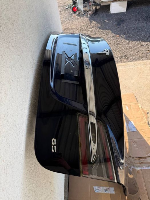 Ляда, кришка багажника Tesla S, тесла с дорест
