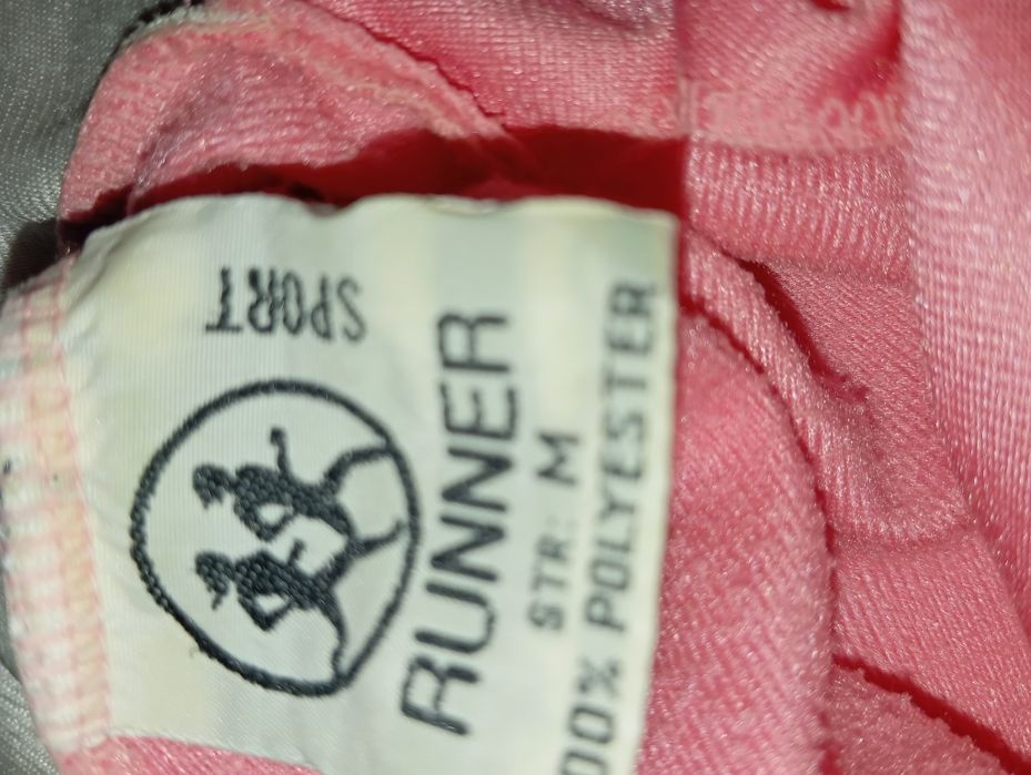 Dresy różowe sportowe