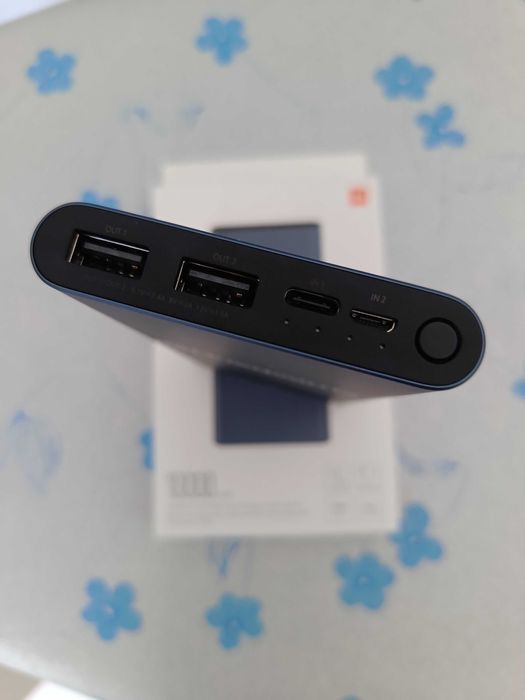 Powerbank Xiaomi Mi 3, 10000mAh, 18W, kolor czarny sygnowany Husqvarna