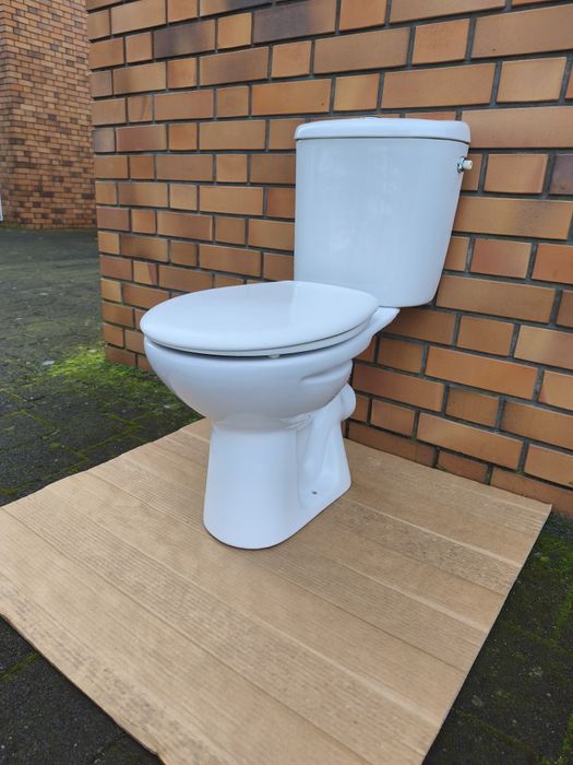 WC kompakt Roca z demontażu ubikacja