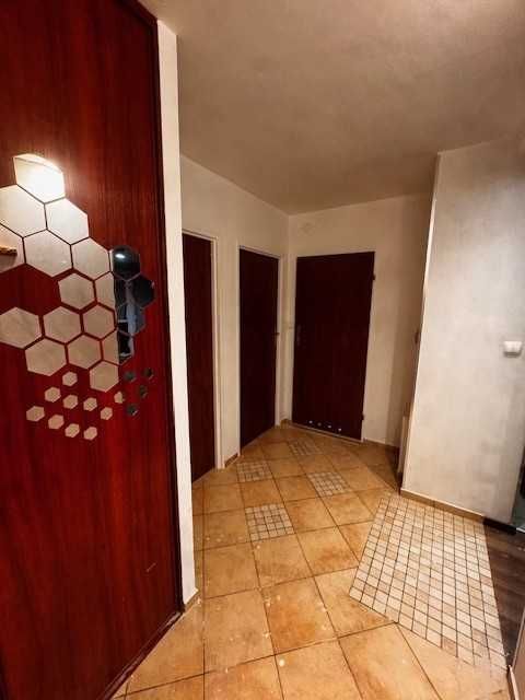 3 - pokoje z ogrodkiem i garażem!  Żadnych dodatkowych opłat! Sprawdź!