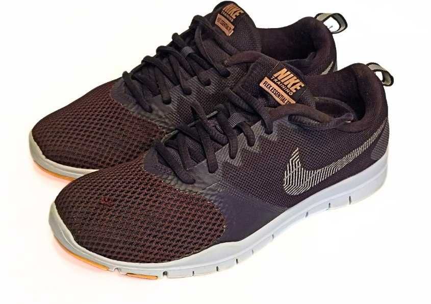 Кросовки Nike - Flex Essential 36р