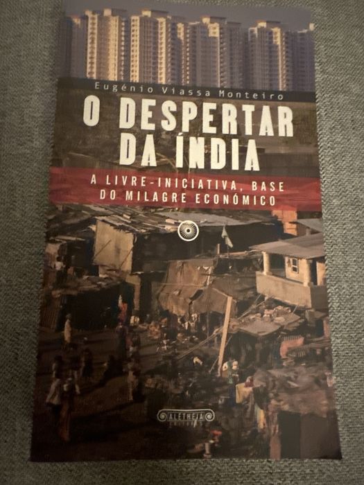 O despertar da india de Eugenio Viassa Monteiro