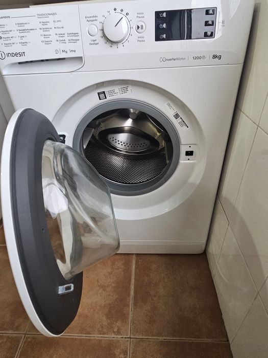 Maquina lavar roupa Indesit