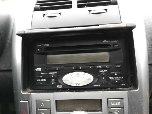Toyota Scion TC fabryczbe radio sprawne oryginalne + konsola Pioneer
