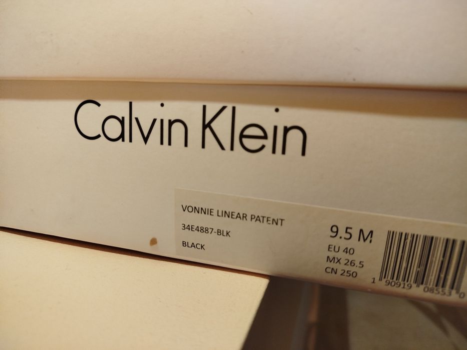 Жіночі босоніжки Calvin Klein