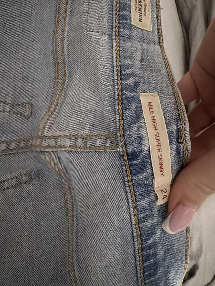 Jeansy levi’s damskie wysoki stan