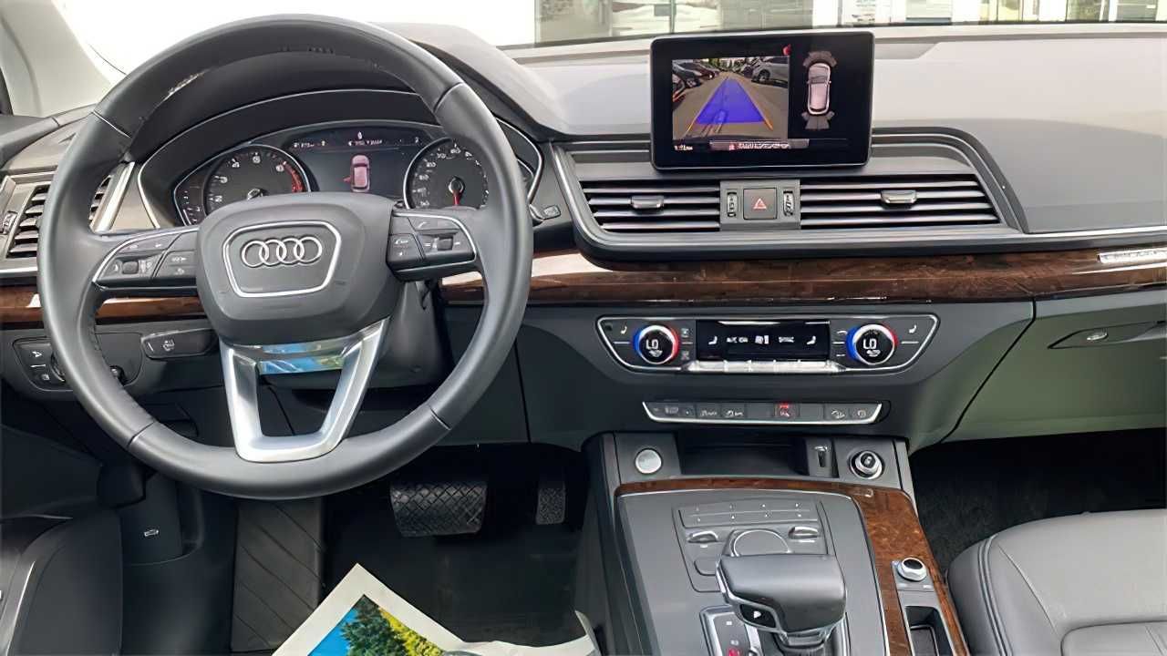 Audi Q5 2020 Blue