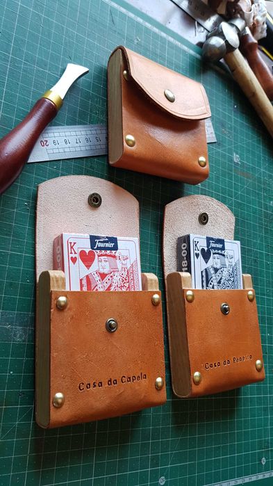 Porta Cartas personalizado Couro / Madeira para Estabelecimento, AL,..