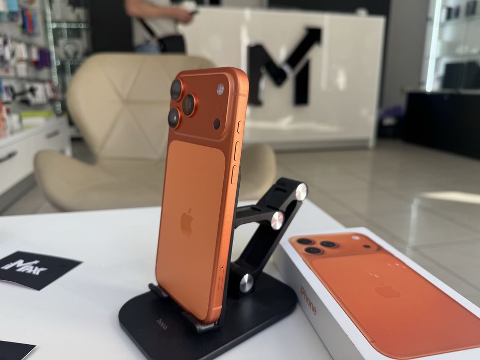 iPhone 17 Pro, 17 Pro Max 256, 512, 1Tb, 2Tb Orange, Blue, Silver