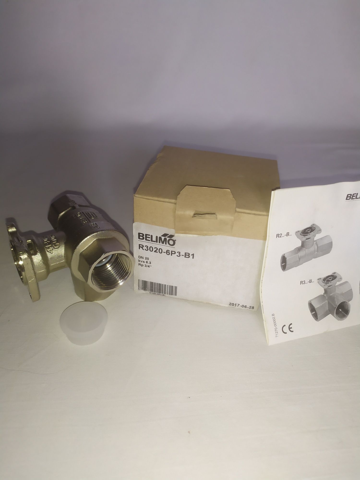 Трехходовой шаровый клапан (кран) Belimo R3020-6P3-B1