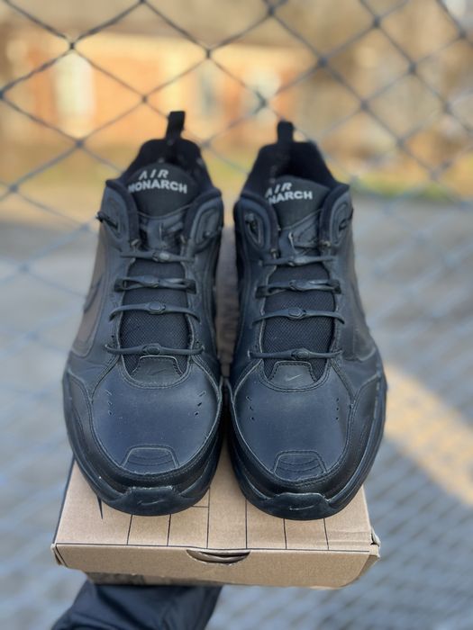 Nike monarch кроссовки оригинал 46 размер кожаные черные