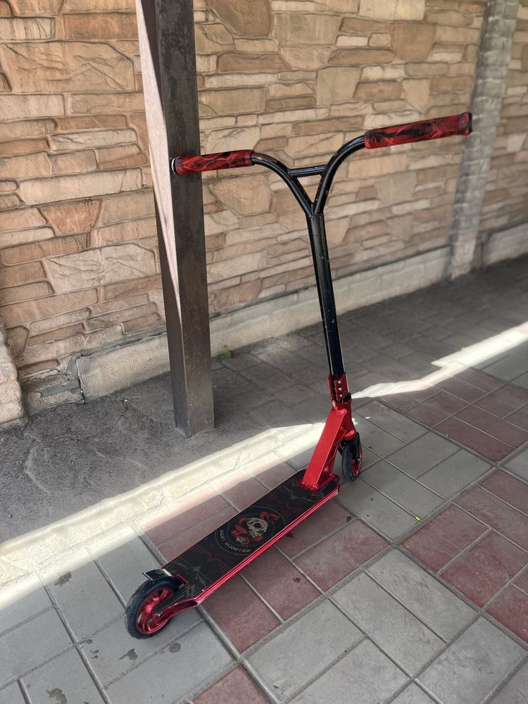 Самокат трюковий best scooter