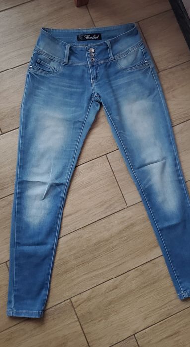 Джинси жіночі на р. М