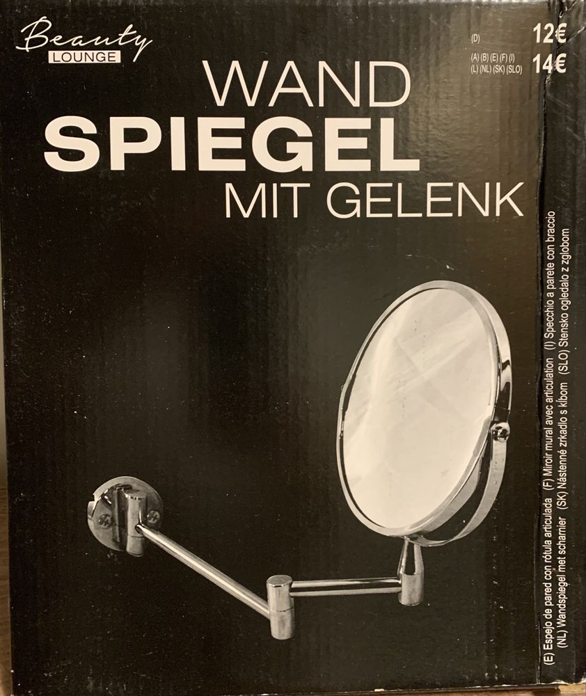 Lusterko do makijażu ,mocowane do ściany.