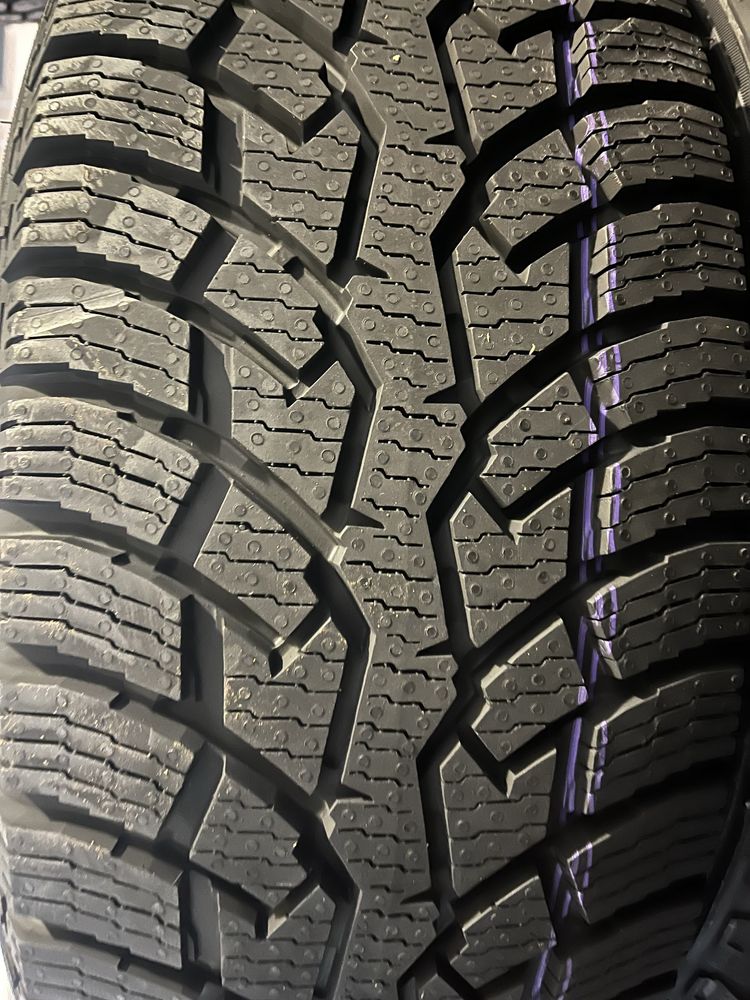Opony Zimowe 215/60R17C Nokian HakkaPelitta CP4 Nowe 215/60R17C Zima