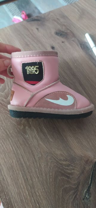 Зимові чобітки в гарному стані