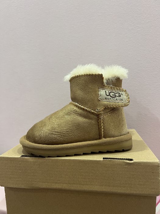 UGG  дитячі