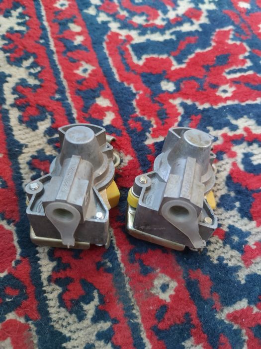 Продам головку соединительную! МАЗ, КАМАЗ! Новые!