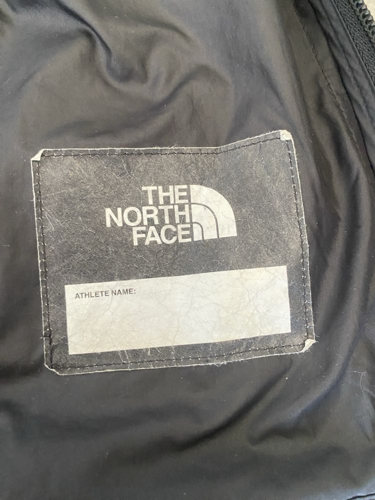 Вітровка The North Face, розмір М (junior)