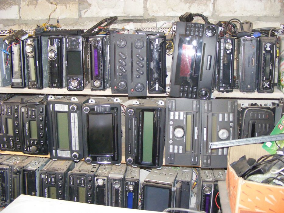 Автомагнітола читати опис