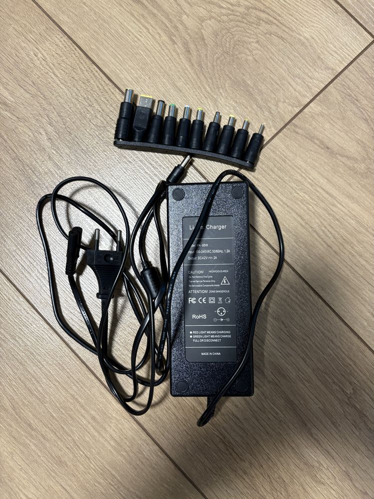 Zasilacz Ładowarka 42V 2A