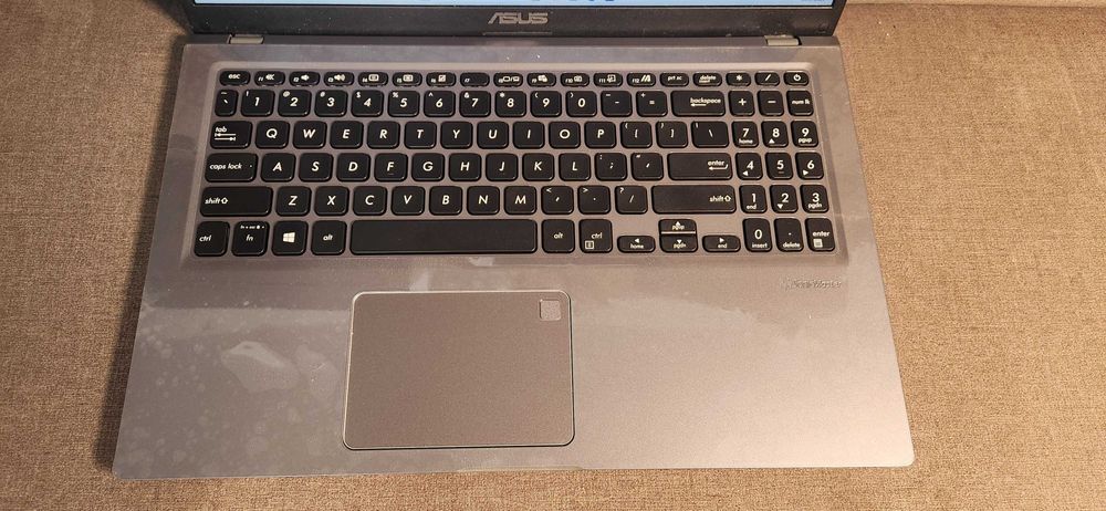 ASUS VivoBook /15"/Intel i5-1035G1/8GB/258GB SSD/ Windows 11