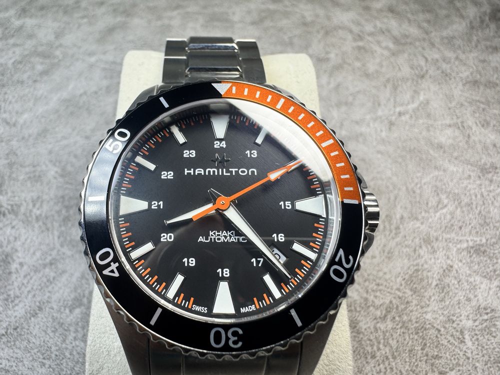 Hamilton Khaki Navy Scuba