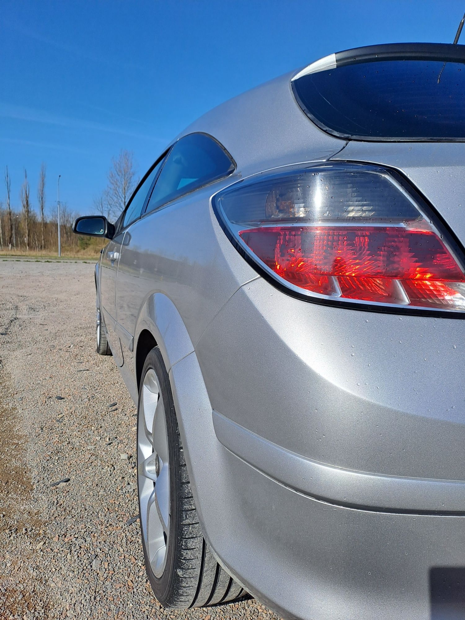 Opel astra h gtc 1.3 cdti klimatyzacja