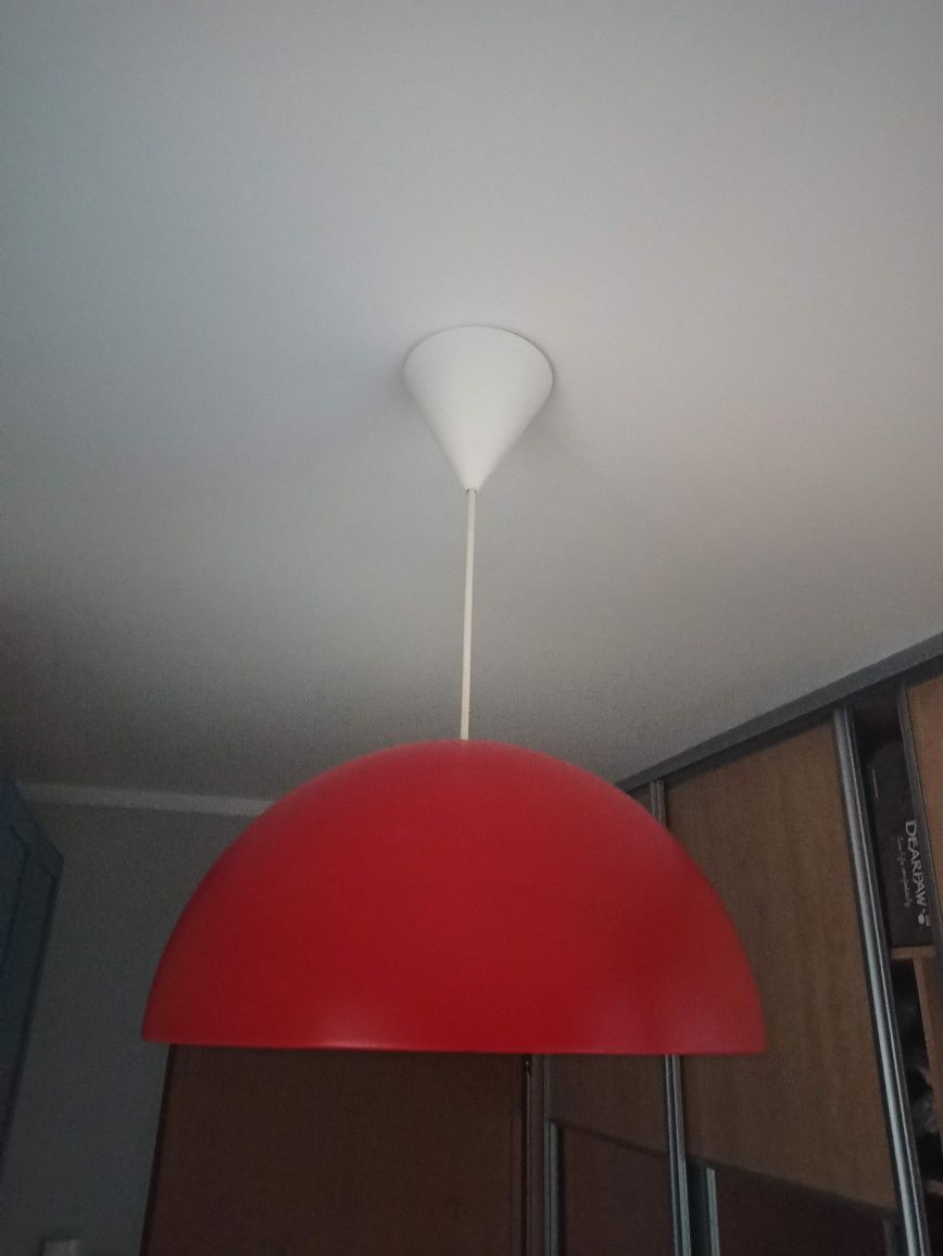 Lampa BRASA IKEA czerwona, zwis