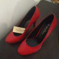 Czerwone szpilki buty obcasy czółenka damskie 39 lato sukienka