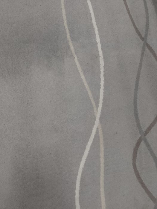 Sprzedam dywan do czyszczenia 195x135 cm.