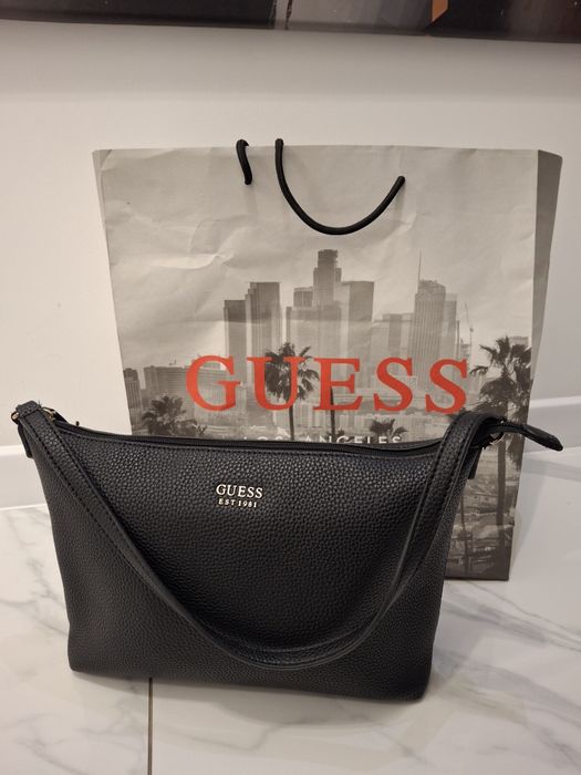 Nowa torebka Guess do ręki czarna klasyczna z paskiem