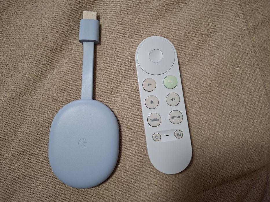 Продам google chromecast 4k
