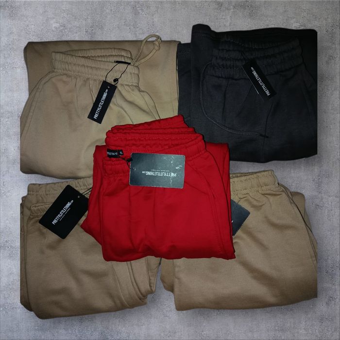 ЛОТ Prettylittlething -37 нових речей(S, M, L, Xl) худі та штани 
Ось