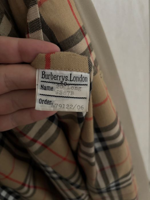 Він ажний тренч Barberrys