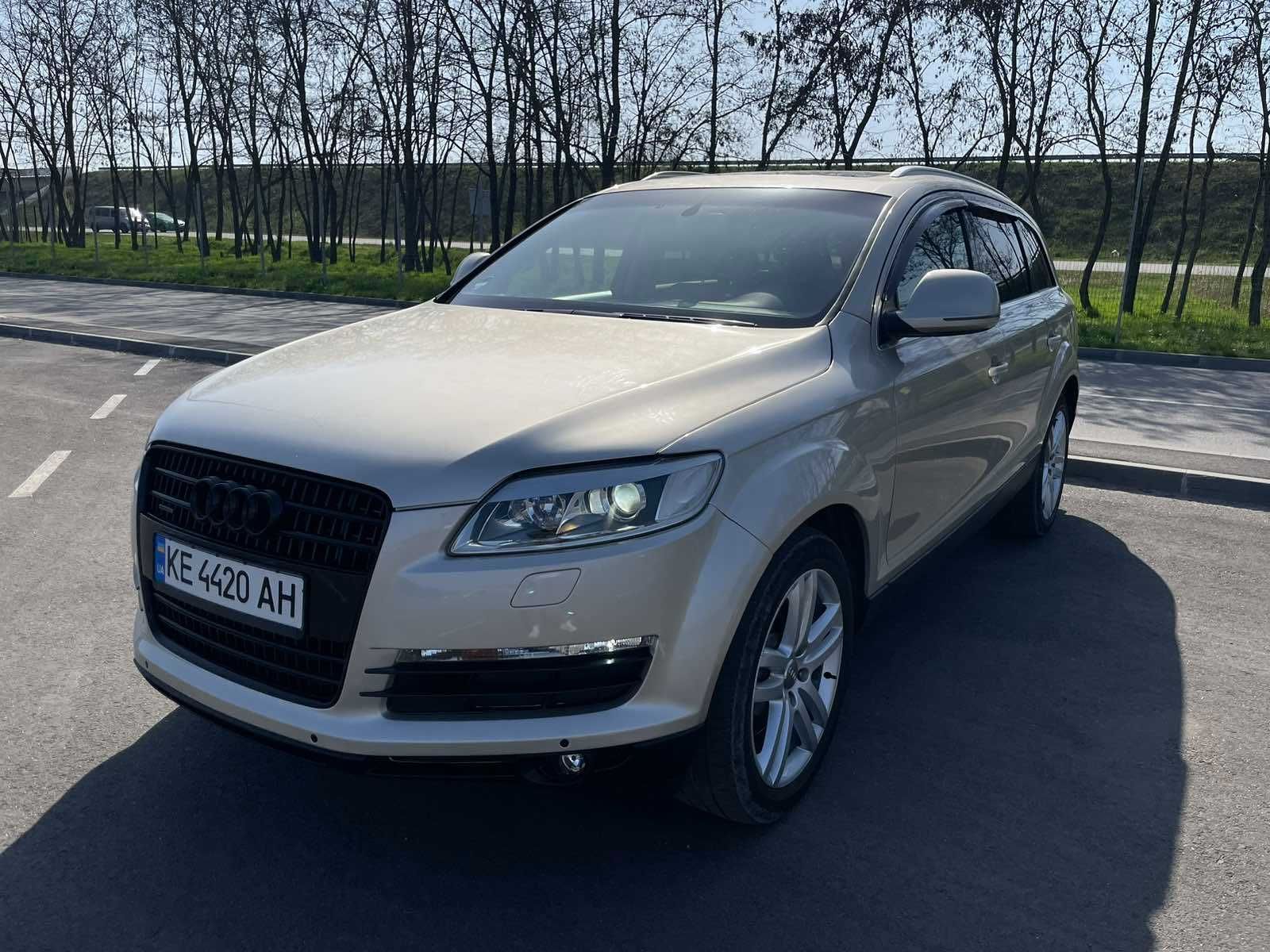 AUDI Q7 2006 4.2 бенизн автомат Обмен/Рассрочка