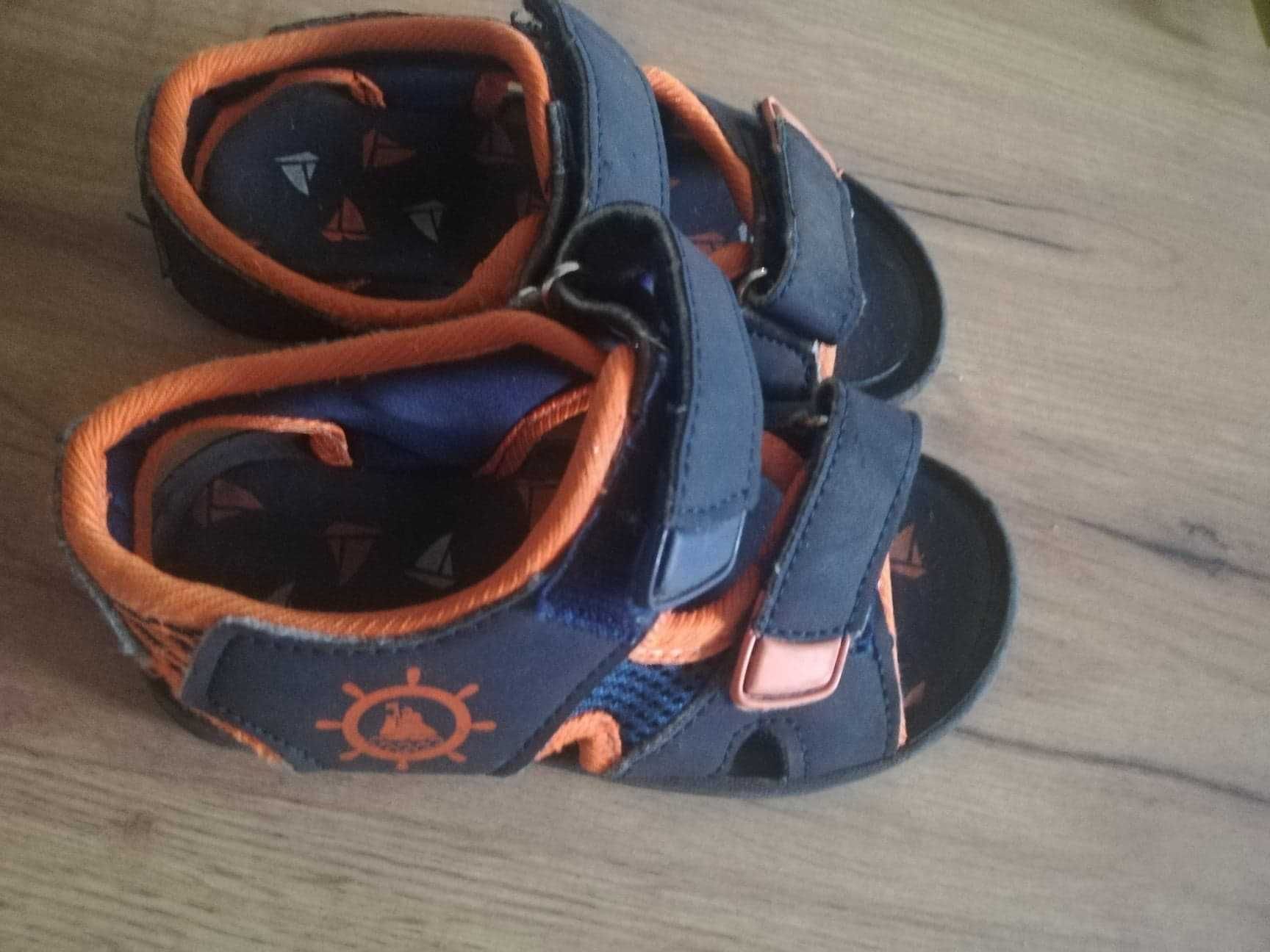 Sandały chłopięce r. 26