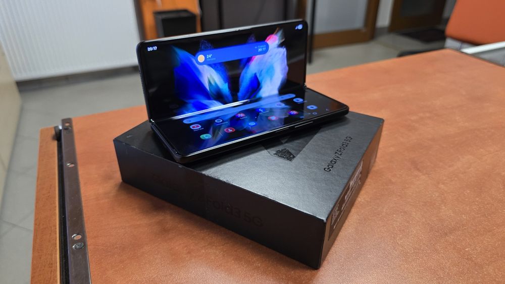 Samsung Galaxy Z Fold 3 5G Dual Sim 512GB/12GB RAM czarny, stan bdb